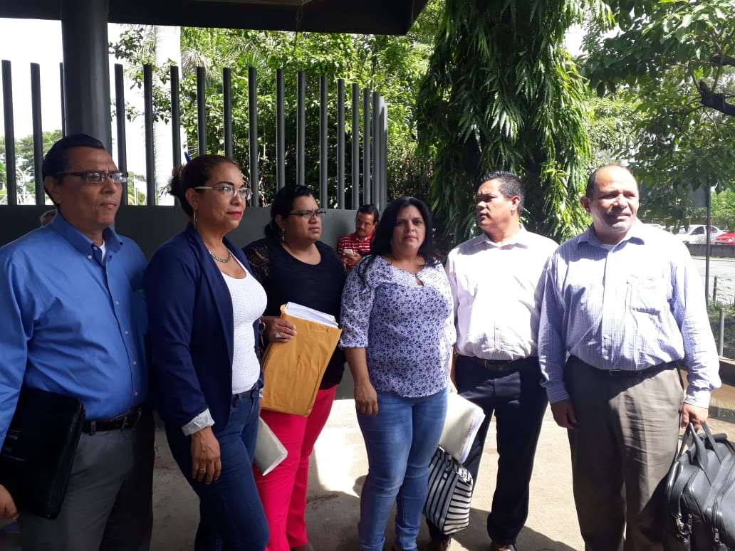 “Nos ven con odio y nos dicen abogados golpistas», denuncian defensores de reos políticos