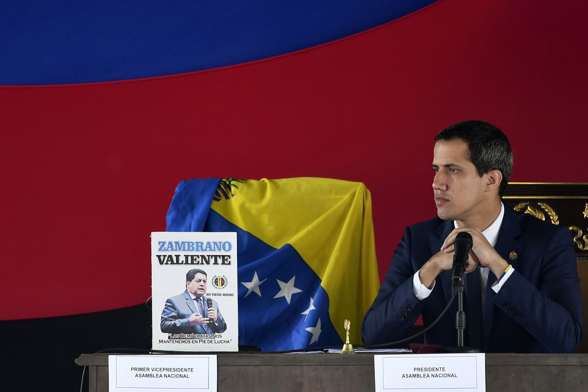 Parlamento venezolano aprueba el reingreso de ese país al acuerdo TIAR, que permite una intervención militar