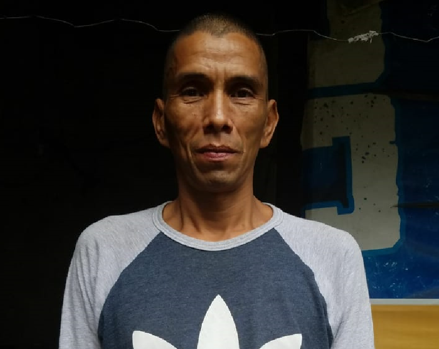 Estuvo preso 24 días por tirar papelillos azul y blanco en las calles de León