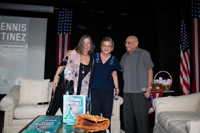 María López Vigil presenta El Chavalo Relámpago, la historia de Dennis Martínez para niños y jóvenes