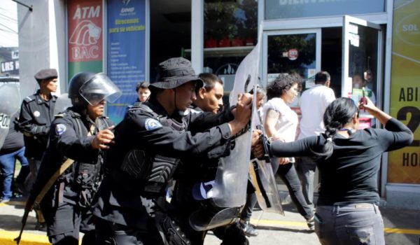 ¿Qué sucede con los medios independientes en Nicaragua?