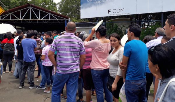 Sigue el éxodo de nicaragüenses