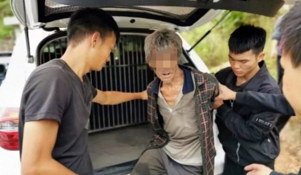 El fugitivo durante 17 años que atraparon cuando un dron descubrió su escondite en una cueva