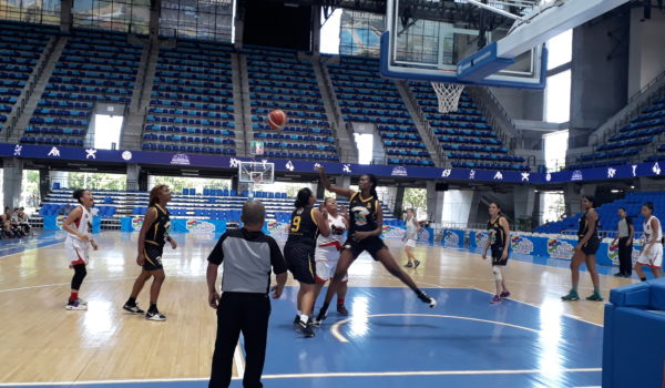 Jass ganó el duelo de invictas capitalinas del Torneo de Baloncesto Femenino