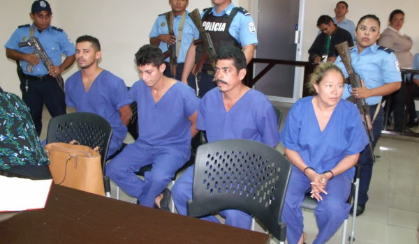 Capturan a banda con dinero y armas en un retén de Nandaime