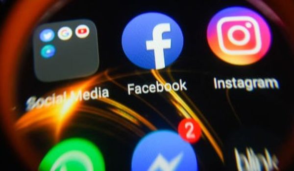 Otro golpe a Zuckerberg: la UE dictamina que puede forzar a Facebook a retirar en todo el mundo contenido que considere ilegal