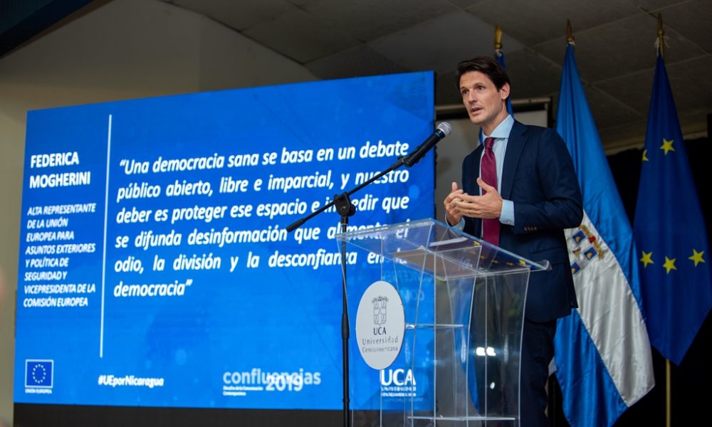 Embajador Pelayo Castro