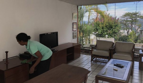 Crisis en Venezuela: los cuidadores de casas, el nuevo empleo que prospera en el país por el miedo de los emigrantes a perder sus propiedades