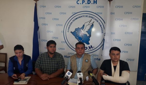 Periodistas denuncian ante CPDH agresión de la Policía Orteguista