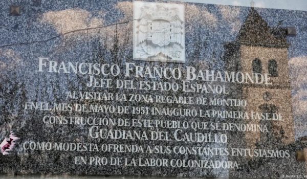 Gobierno de España asegura que exhumación de Franco será sin honores
