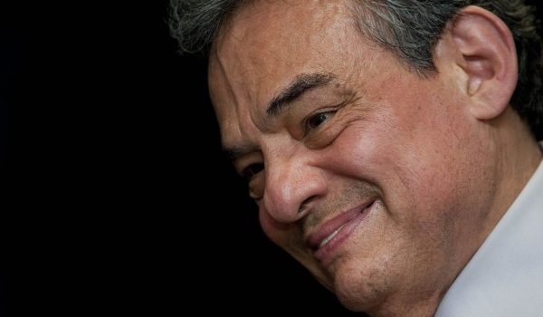 Revelan que José José falleció el jueves y que su hija Sarita lo cremó
