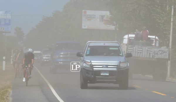 Las imágenes de la densa nube de polvo que cubre el centro de León