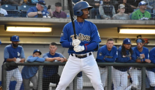 Prospecto colombiano de padre nica en cambio que lleva a Mookie Betts a Dodgers