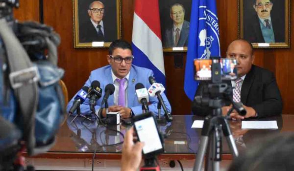 Costa Rica decreta alerta amarilla ante aumento de contagiados por coronavirus