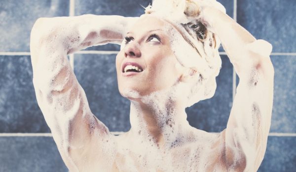Las 2 razones por las que se nos ocurren ideas geniales cuando estamos en la ducha