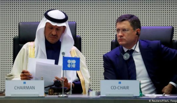 OPEP fracasa en su intento por recortar producción y el petróleo se hunde