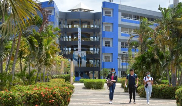 CNU anuncia que clases presenciales se reanudarán este 20 de abril, pese a que OMS pronosticó semanas difíciles por Covid-19