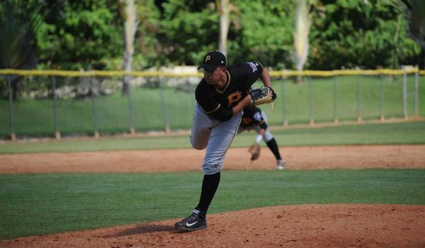 San Fernando se burla del refuerzo leonés valorado por los Piratas de Pittsburg en 180,000 dólares