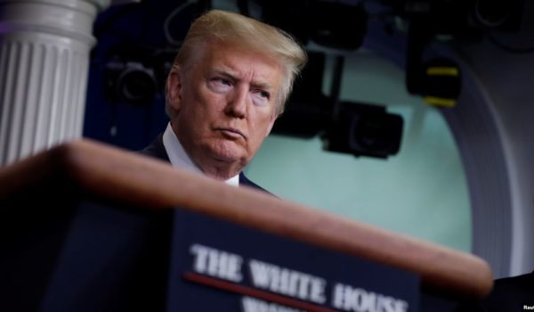 Trump: «México se ha comprometido a producir 100,000 barriles menos”