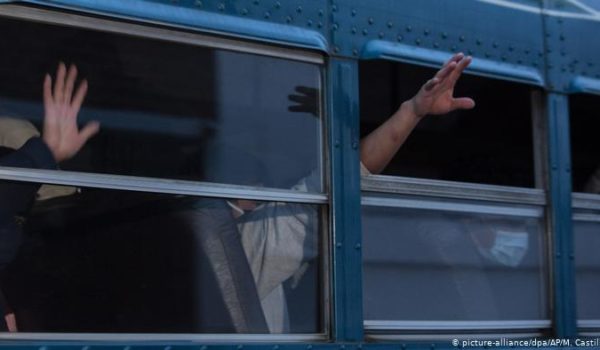 Estados Unidos continúa deportando a centroamericanos con coronavirus