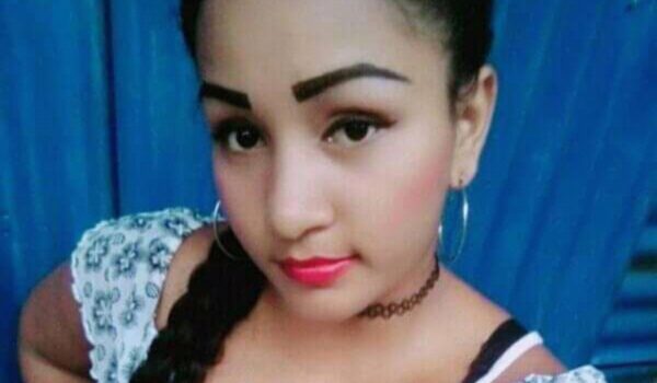 Madre andaba comprando fritanga, cuando delincuentes le dispararon en la cabeza