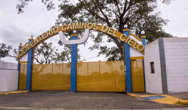 Alcaldía de Managua realiza cobro ilegal en el cementerio municipal que abrió en febrero 2020