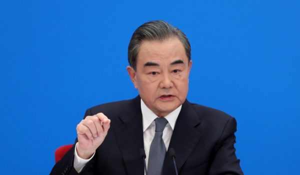 «Están empujándonos al borde de una nueva Guerra Fría»: la advertencia de Pekín a EE.UU. por las crecientes acusaciones por la gestión del coronavirus