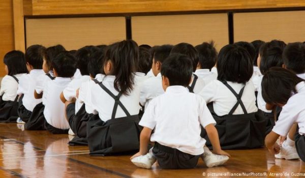 Covid-19: casi 10 millones de niñas y niños podrían quedarse sin ir a clases