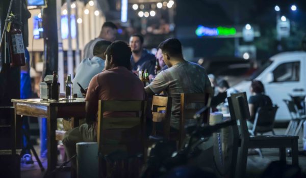 ¿El virus SARS-CoV-2 se ha vuelto menos agresivo? Esto dicen los expertos