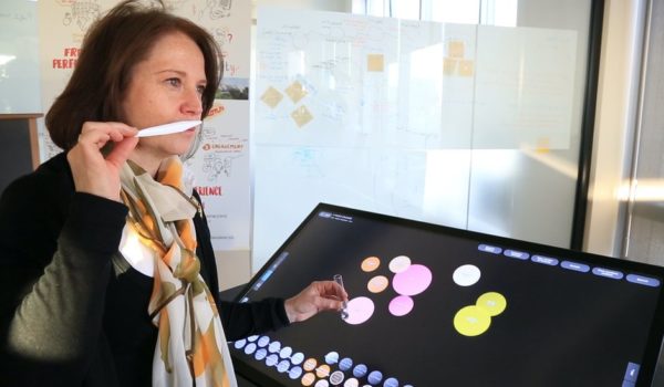 Los «diseñadores» de perfumes que no tienen olfato