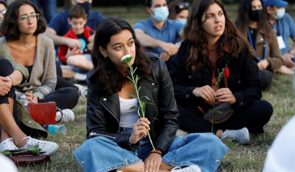 Líbano cuenta a sus muertos en medio del caos y los escombros