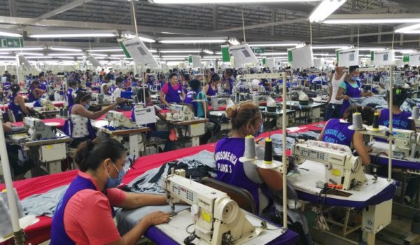 Así es cómo la crisis de las marcas de ropa en Estados Unidos ha devastado las exportaciones textiles de Centroamérica