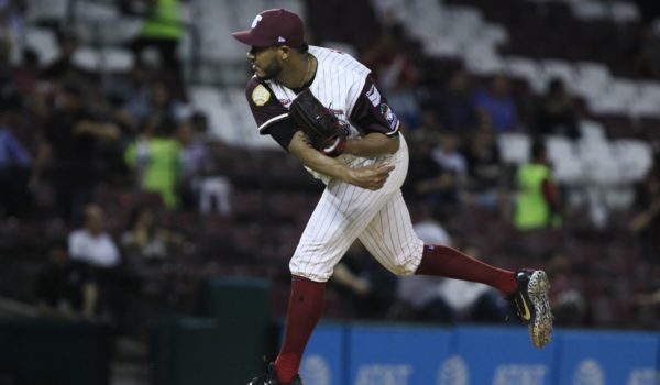 JC Ramírez jugará otra vez con los Tomateros de Culiacán en México