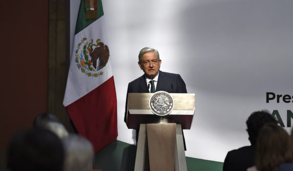Presidente de México reconoce aumento de homicidios y extorsiones