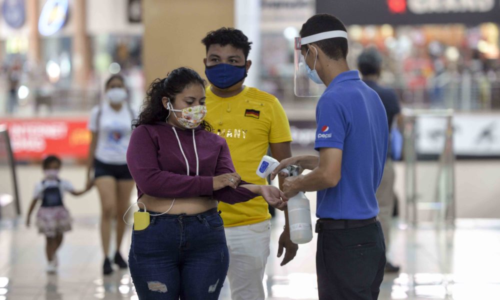 Cinemas Multicentro Las Américas, abre sus salas de cine con medidas de seguridad ante contagio de Covid-19. LA PRENSA/Roberto Fonseca