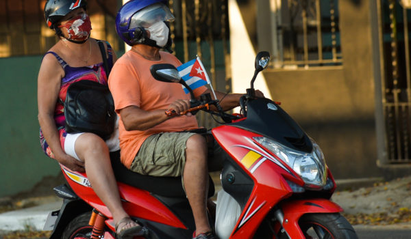 La vacuna de Oxford contra Covid-19 conlleva una respuesta inmunitaria prometedora