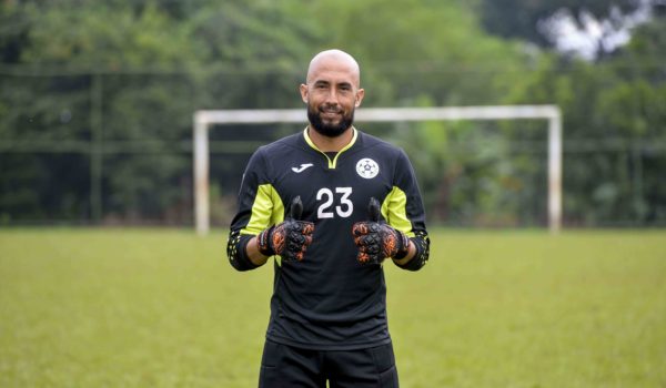 De Sudráfica a Catar: Denis «el Pulpo» Espinoza sobrevive al tiempo