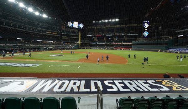 De costar miles de dólares a casi nada: Los alarmantes precios de las entradas en la Serie Mundial