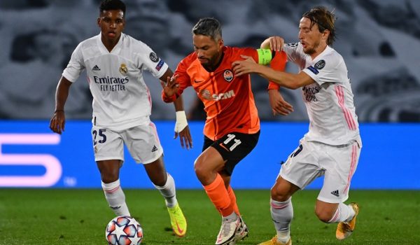 ¡Humillación! Real Madrid pierde en su debut en Champions ante un debilitado equipo ucraniano