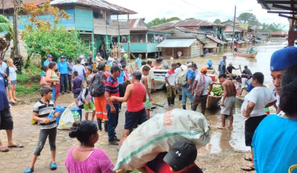 EE.UU. brindará ayuda humanitaria a Honduras y Guatemala por desastres causados por Eta