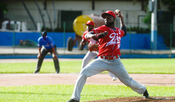 El Tren del Norte sigue paso atropellador, mientras el Bóer no encuentra fórmula para ganar