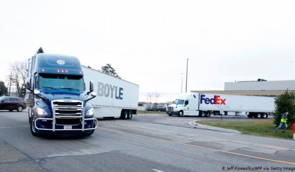 Estados Unidos prepara vacunación contra COVID-19