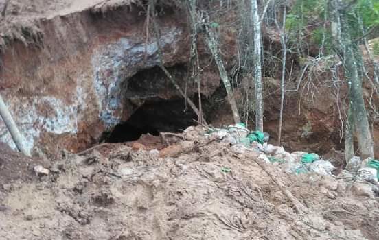 Derrumbe en la comunidad La Esperanza, en San Carlos Río San Juan. LA PRENSA/ CORTESÍA / ARCHIVO