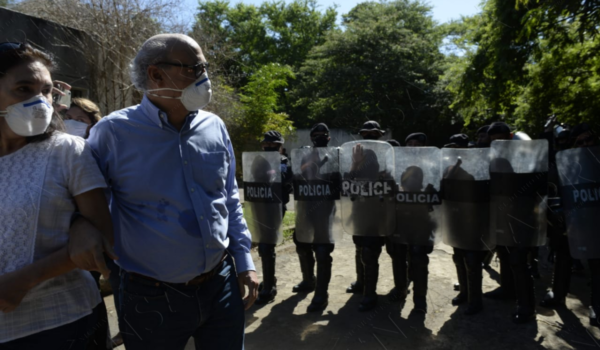 Periodista Carlos Fernando Chamorro sale de Nicaragua