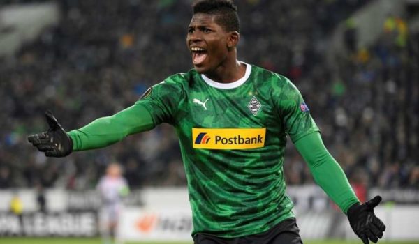 Jugador de la Bundesliga recibe más de 200 mil dólares de multa por irse a una fiesta