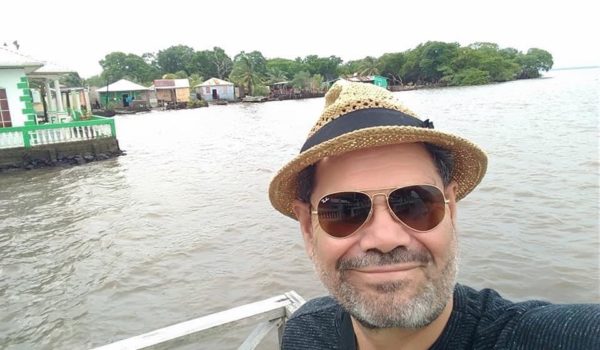 Jubilado crea a ritmo de regaee “Aiwanaia”, una canción para los damnificados del Iota y Eta