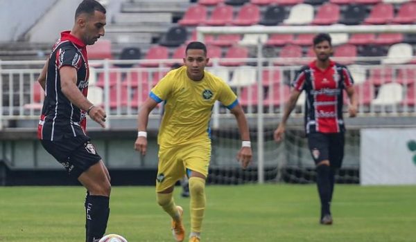 Un trotamundo del futbol: el nicaragüense que ha estado en Paraguay, Estados Unidos, Lituania y ahora Brasil