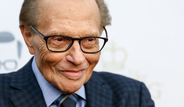 Larry King: muere el legendario presentador estadounidense tras dar positivo por covid-19