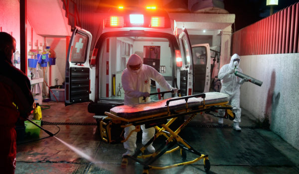 Francia supera los 80,000 muertos por coronavirus