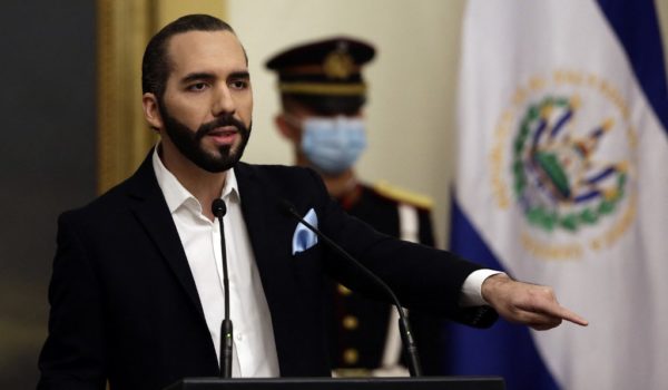 Presidente de El Salvador desafía a EE.UU. y dice que cambios  son «irreversibles»